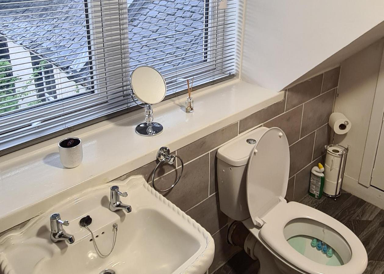 Inviting 1-Bed Apartment In Campbeltown Loch Views Bagian luar foto